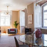 Alfama Baixa Spacious And Bright Blends The Historic And The Contemporary 2 Bedrs & 2 Bathrs Ac 18th Century Building *