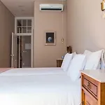 Alfama Baixa Spacious And Bright Blends The Historic And The Contemporary 2 Bedrs & 2 Bathrs Ac 18th Century Building Appartamento *