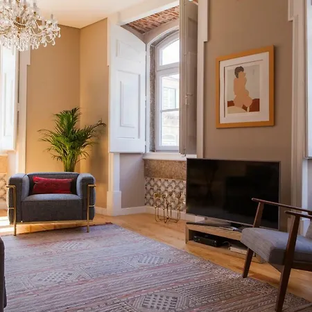 Alfama Baixa Spacious And Bright Blends The Historic And The Contemporary 2 Bedrs & 2 Bathrs Ac 18th Century Building Appartamento *