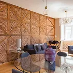 Alfama Baixa Spacious And Bright Blends The Historic And The Contemporary 2 Bedrs & 2 Bathrs Ac 18th Century Building Lägenhet *