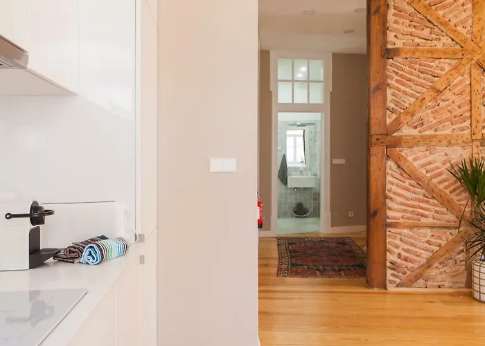 Alfama Baixa Spacious And Bright Blends The Historic And The Contemporary 2 Bedrs & 2 Bathrs Ac 18th Century Building 公寓