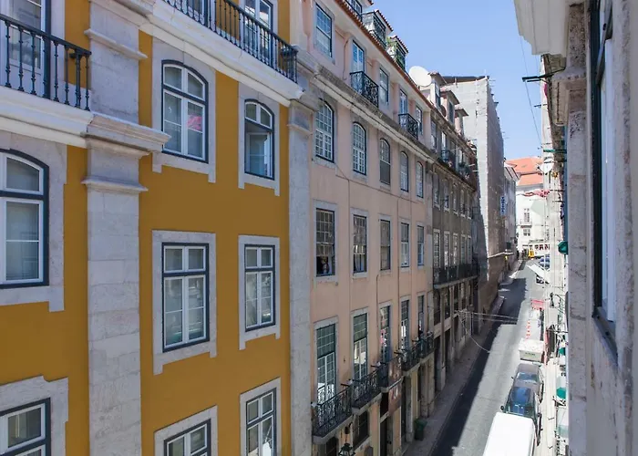 Alfama Baixa Spacious And Bright Blends The Historic And The Contemporary 2 Bedrs & 2 Bathrs Ac 18th Century Building 公寓 *